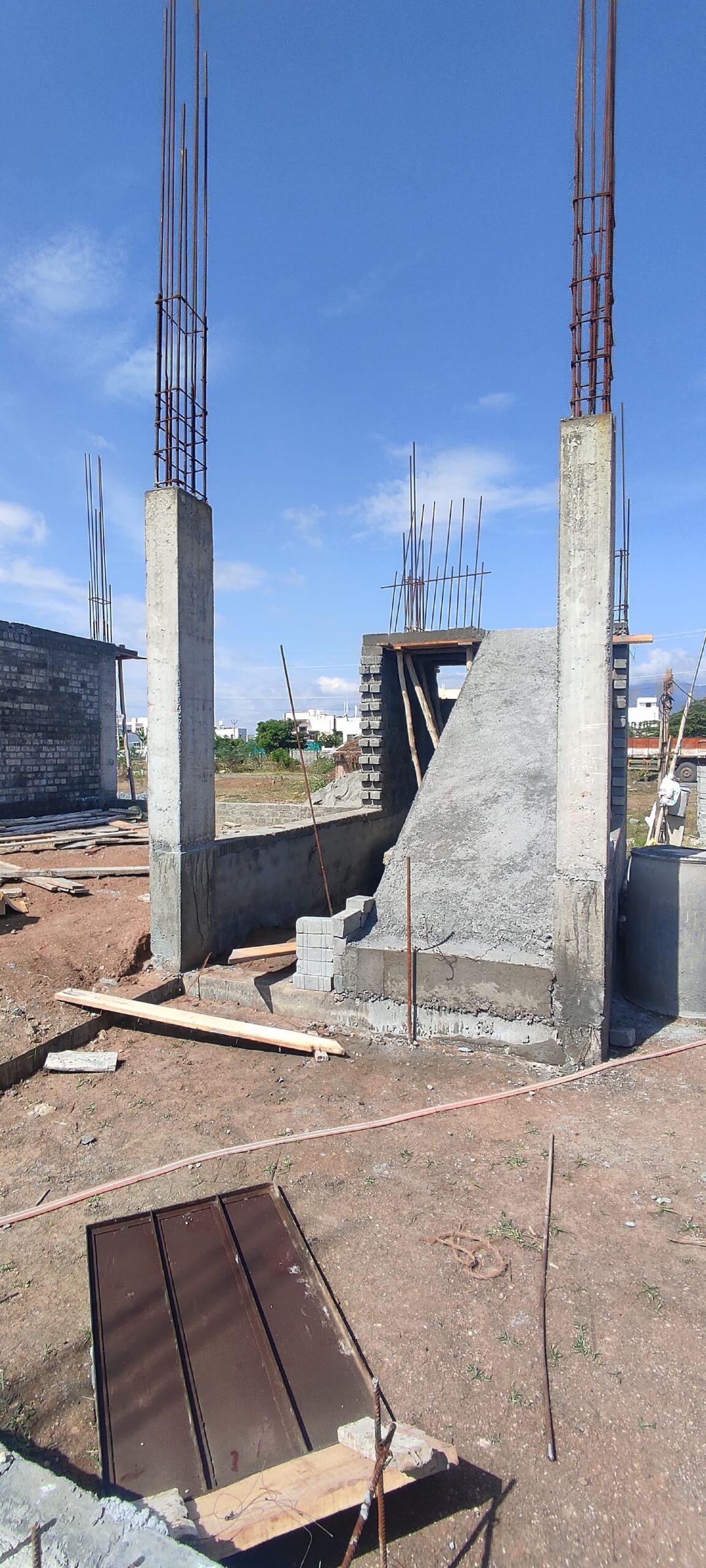 WhatsApp Image 2024-11-27 at 10.48.39 (1)